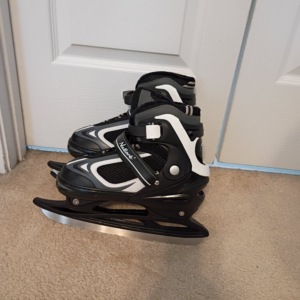 NEW Nattork Adjustable Kids Ice Skates (Girls/Boys) Youth 39-42